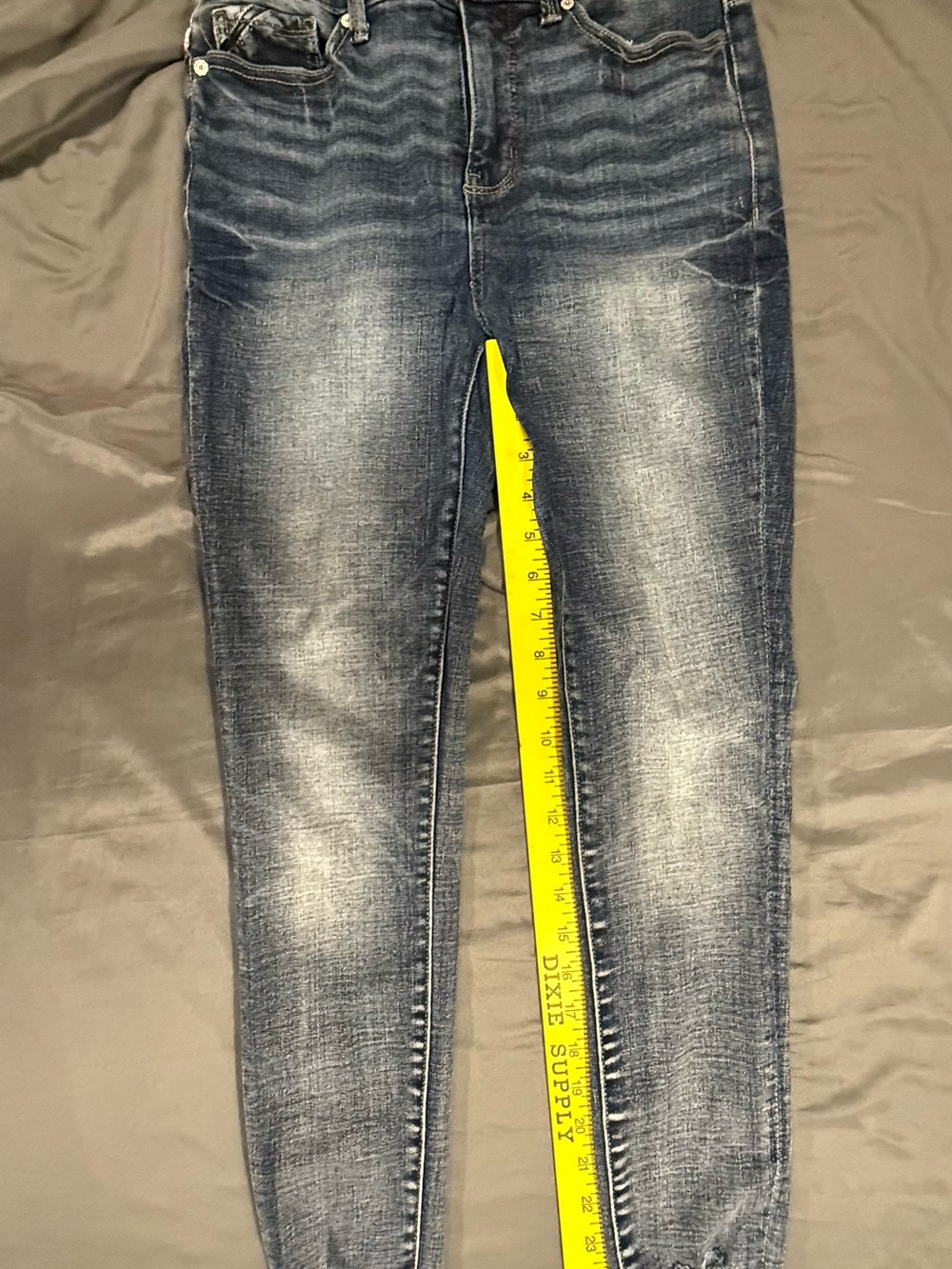 Women’s Size 26 True Religion Slim Straight & 25 Buckle Black Ankle Skinny Jeans - Picture 6 of 10